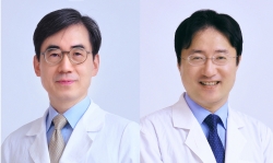 (좌측부터) 김효수 교수, 양한모 교수