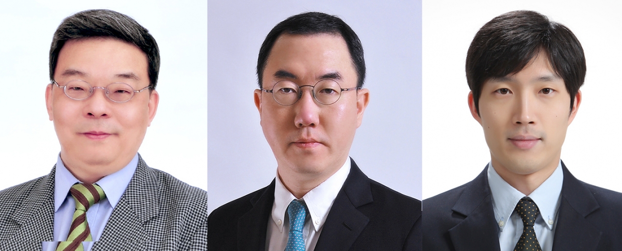 (좌측부터) 구승엽 교수, 김훈 교수, 김성우 교수