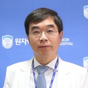 홍 영 준원자력병원장