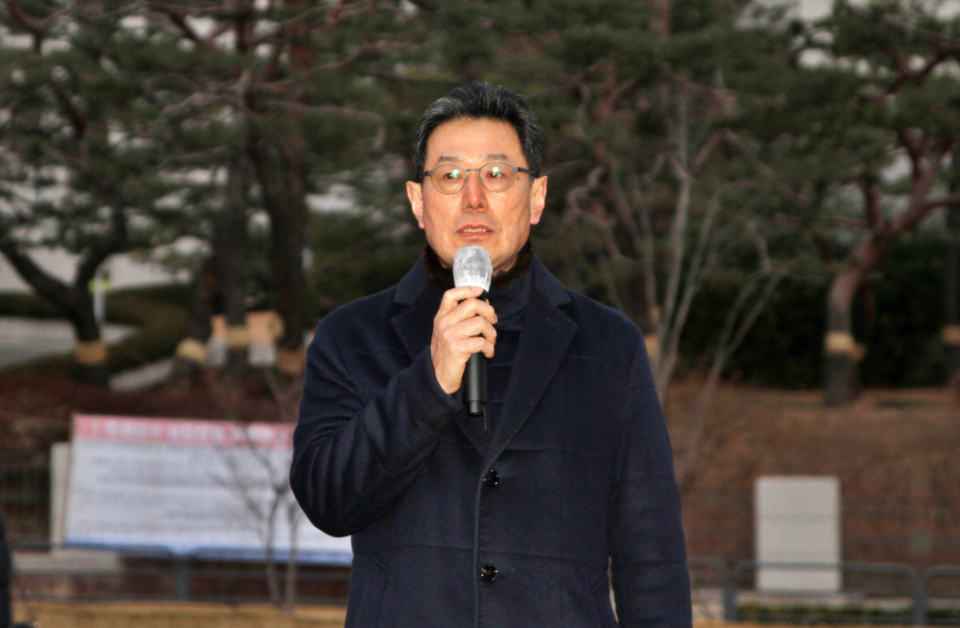 김교웅 대한의사협회 한방대책위원장이 발언하고 있다.