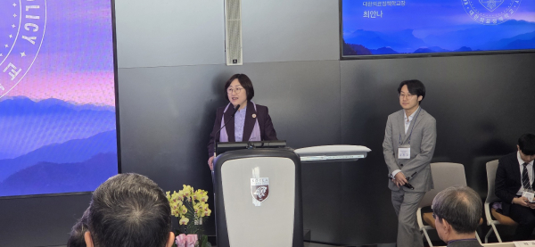 ▲ 왼쪽 최안나 대한의료정책학교장