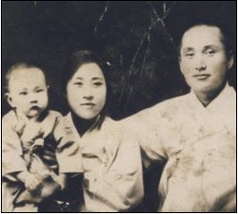 ▲ 허영숙과 춘원 이광수 가족